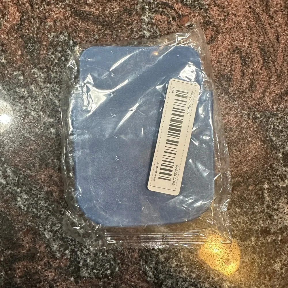 NWT Sticky back phone holder